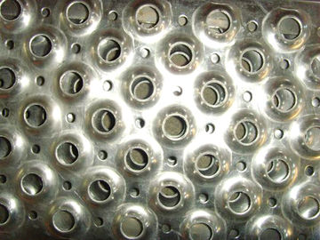 Porcellana Lamina di metallo perforata rotonda dell'acciaio inossidabile del foro 304 per la copertura della fossa fornitore