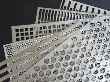 Porcellana Lamiera sottile perforata rotonda del modello di foro, pannelli perforati architettonici del metallo fornitore