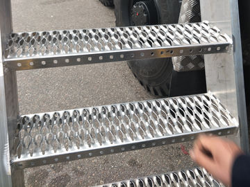 Porcellana Anti presa leggera del puntone di sicurezza delle pedate del metallo di slittamento ad alta resistenza fornitore